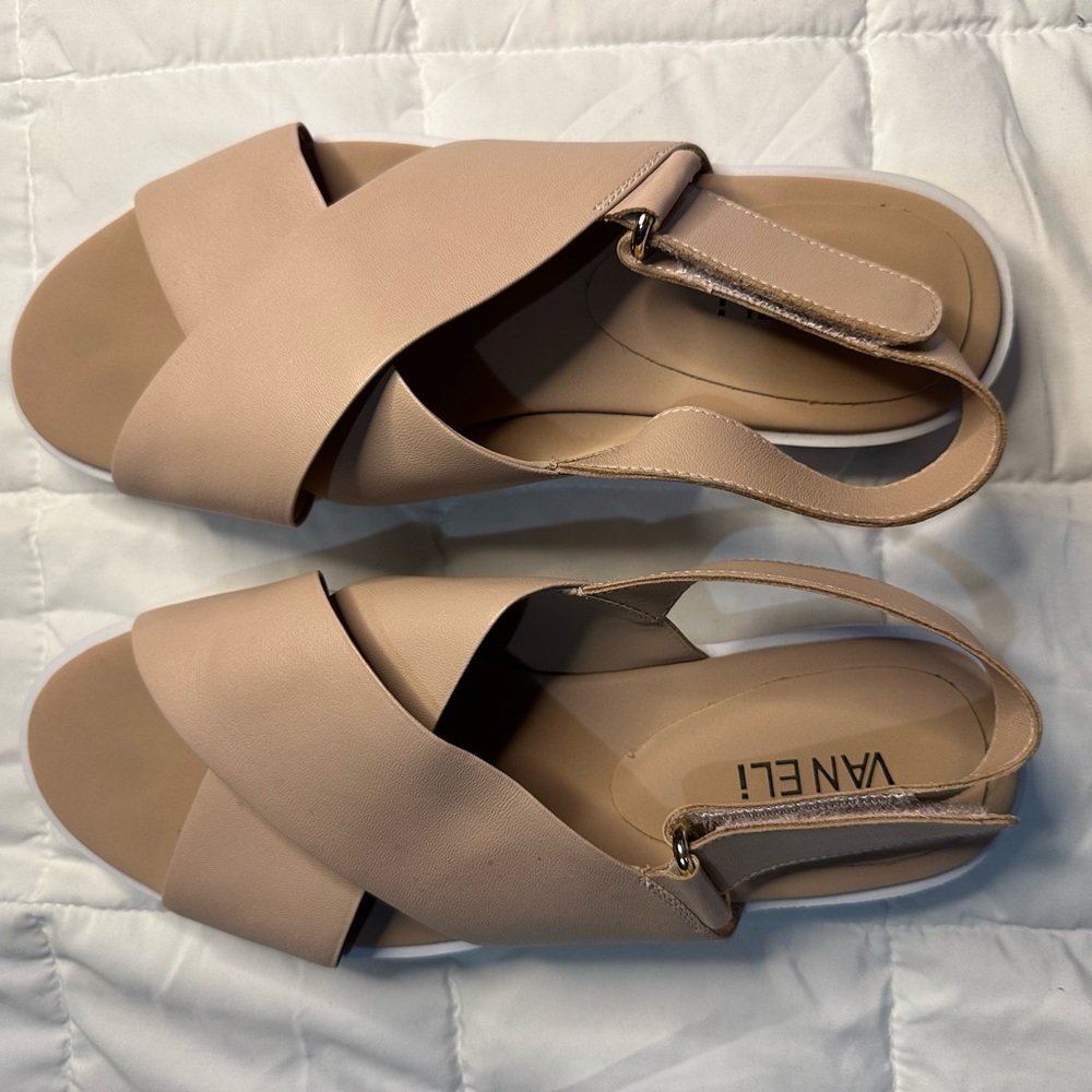Vaneli sandals